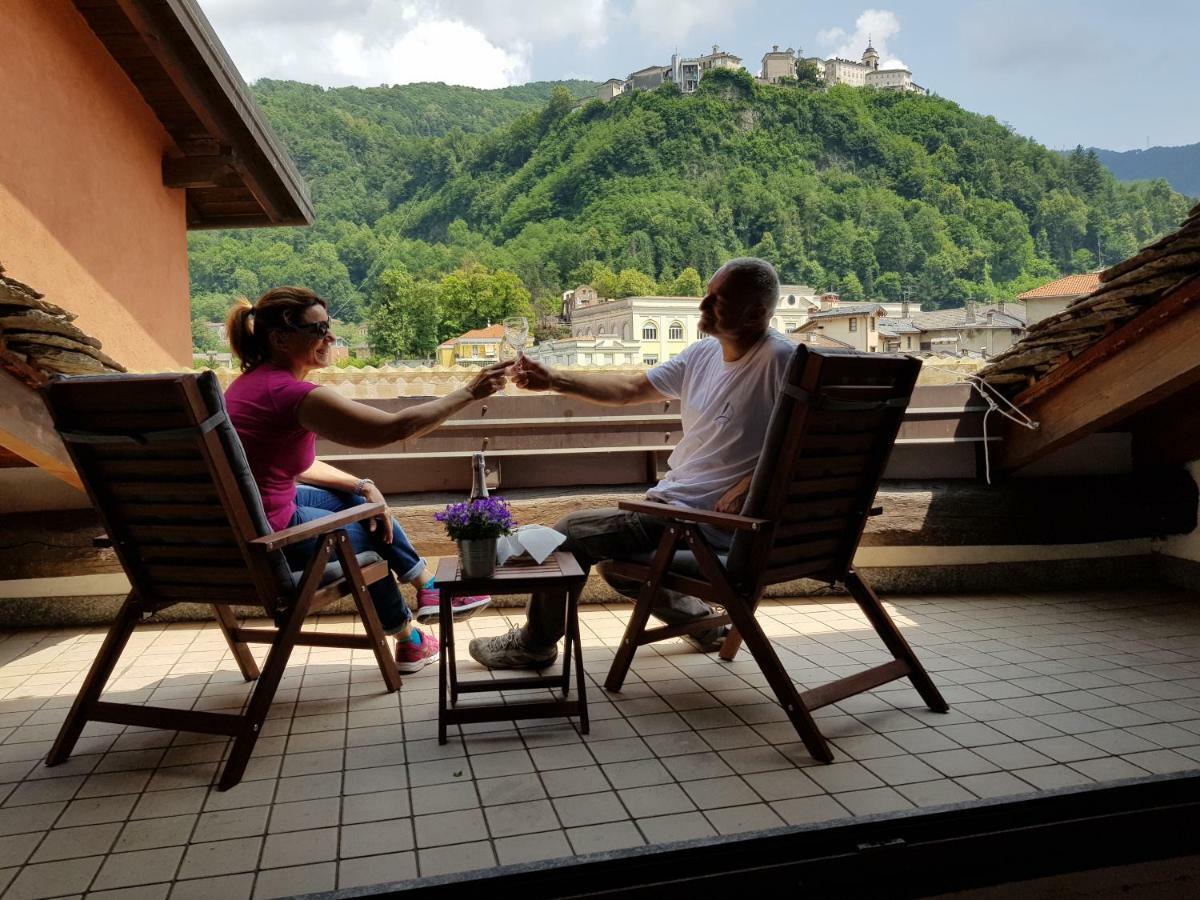 Apartmán Attico Sul Fiume Varallo Exteriér fotografie