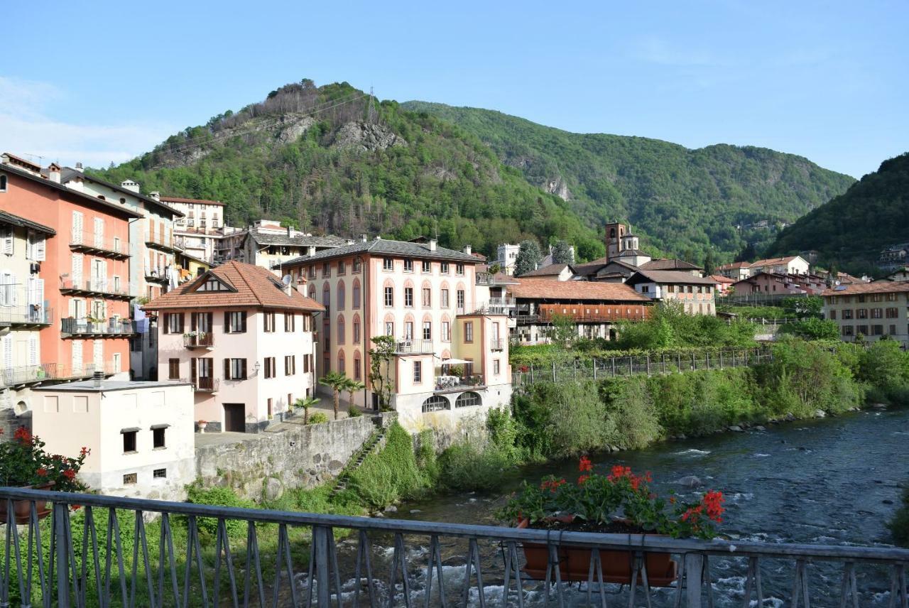 Apartmán Attico Sul Fiume Varallo Exteriér fotografie